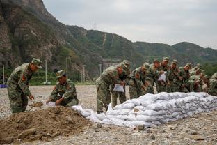 米兰时隔将近两个月在客场保持零封，本赛季意甲第三次客场零封